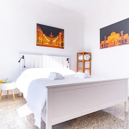 Апартаменты Elegantis La Dolce Vista With Private Terrace And Fantastic View